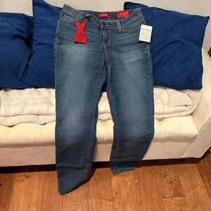 Guess jeans size 30